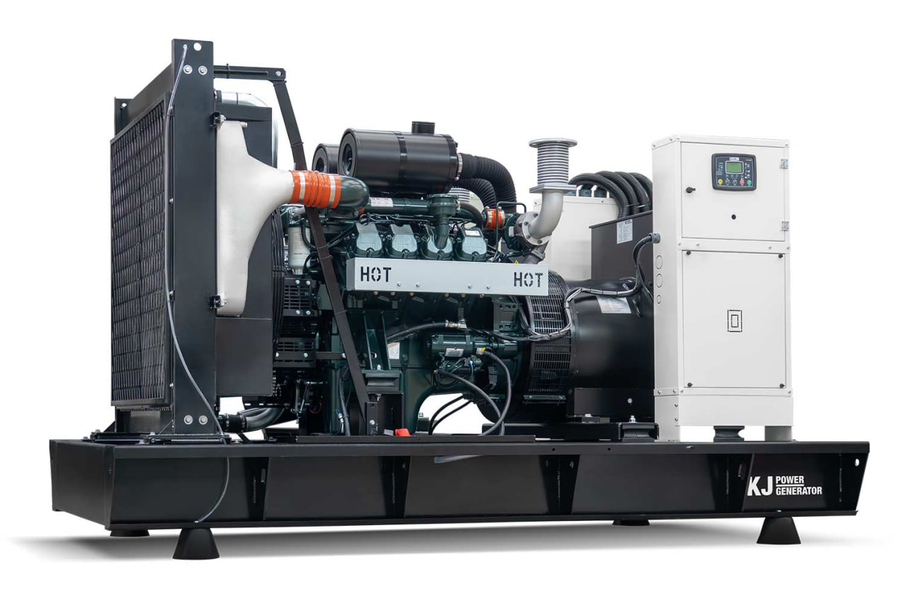 Yuchai 1000 kVA Industrial Generator — view 4